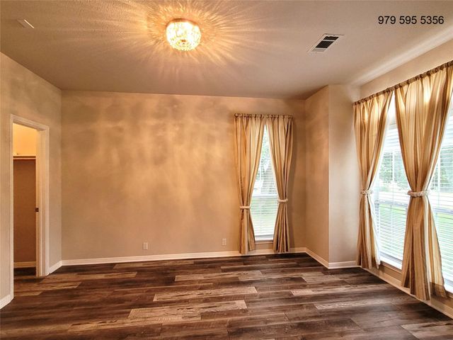 8504 Young LN, Austin, TX 78737