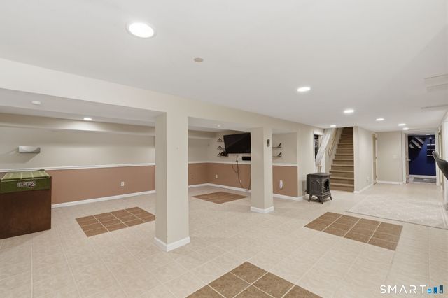 44 Skyline Drive, Waterbury, CT 06706