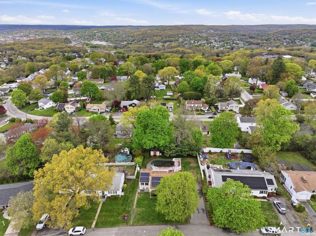44 Skyline Drive, Waterbury, CT 06706