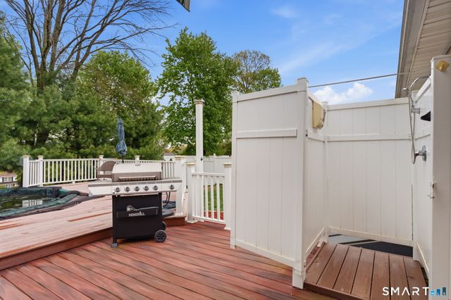 44 Skyline Drive, Waterbury, CT 06706