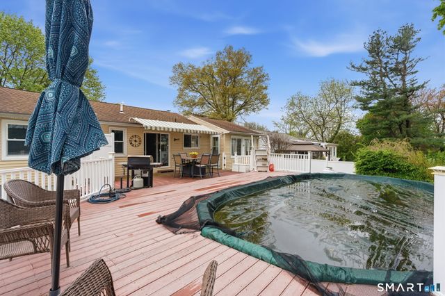 44 Skyline Drive, Waterbury, CT 06706