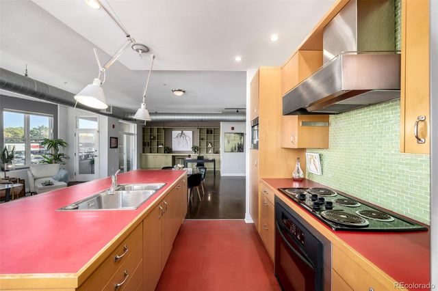 277 N Broadway 204, Denver, CO 80203