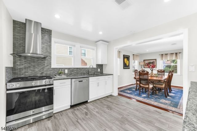 256 Van Buren Ave, Teaneck Twp., NJ 07666