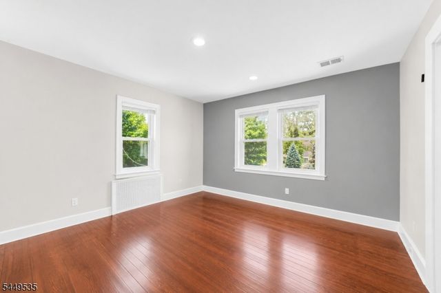 256 Van Buren Ave, Teaneck Twp., NJ 07666