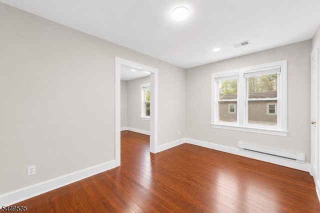 256 Van Buren Ave, Teaneck Twp., NJ 07666