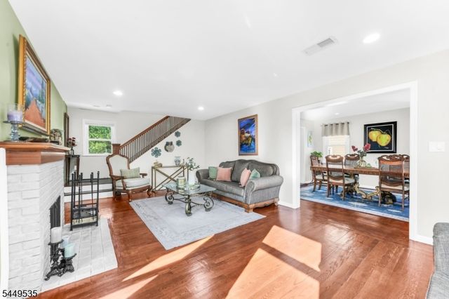 256 Van Buren Ave, Teaneck Twp., NJ 07666