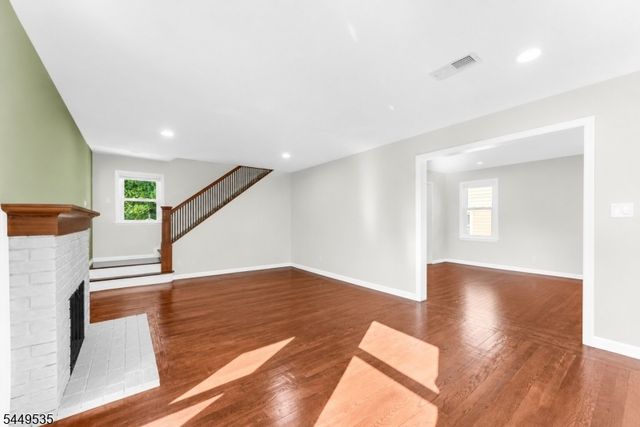 256 Van Buren Ave, Teaneck Twp., NJ 07666