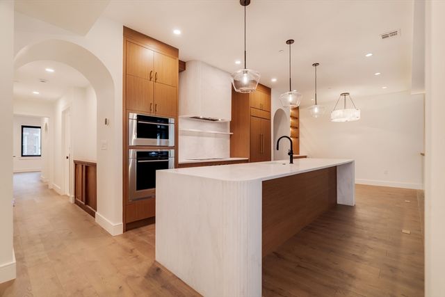 79 Park St 1, Brookline, MA 02446