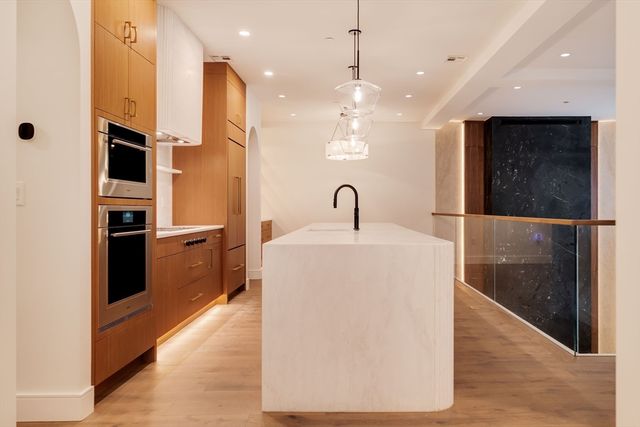 79 Park St 1, Brookline, MA 02446