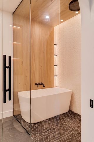 79 Park St 1, Brookline, MA 02446