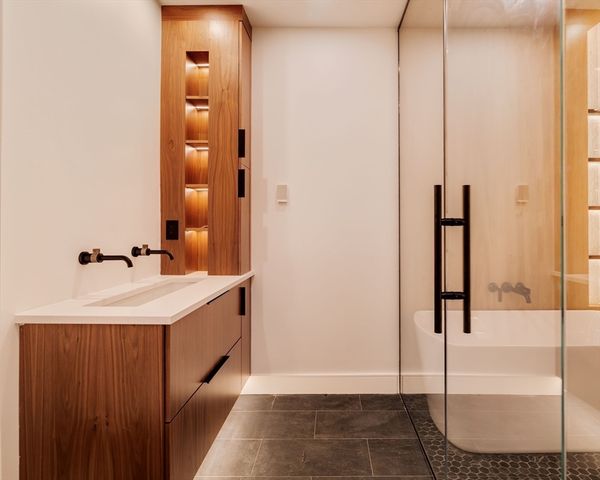 79 Park St 1, Brookline, MA 02446