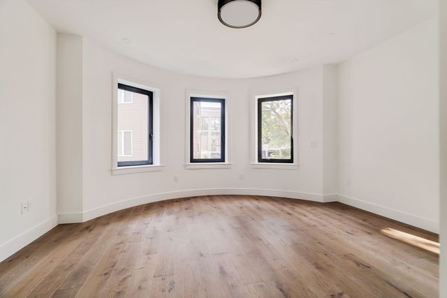 79 Park St 1, Brookline, MA 02446