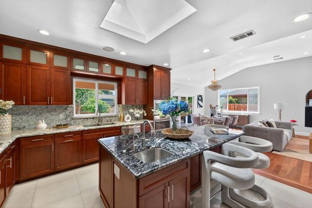 5172 Selma Avenue, Fremont, CA 94536