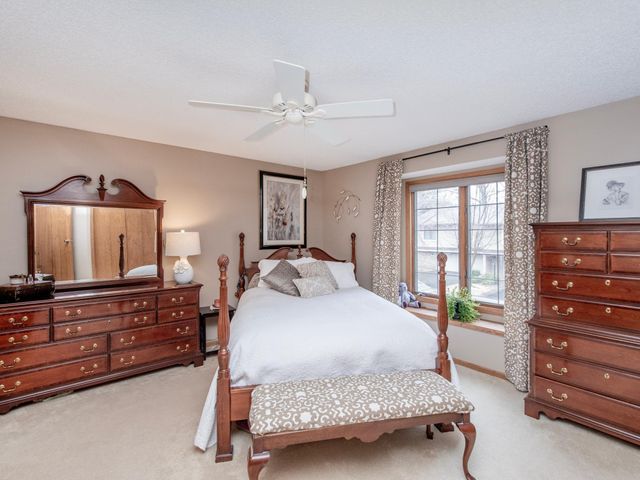 493 Sterling Street S, Maplewood, MN 55119