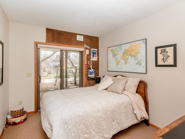 493 Sterling Street S, Maplewood, MN 55119