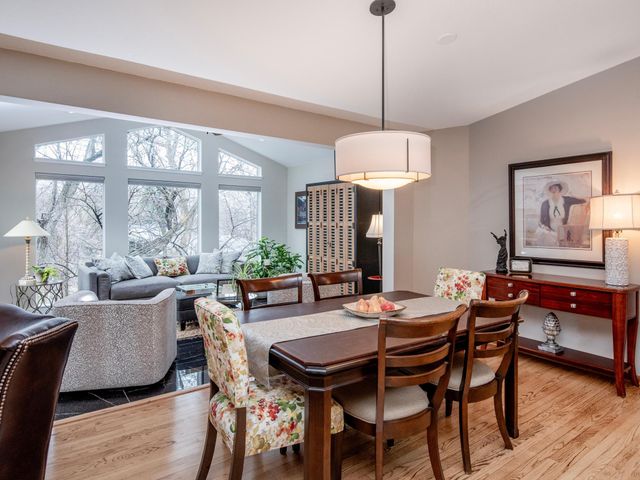 493 Sterling Street S, Maplewood, MN 55119