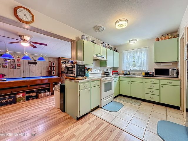 1934 MARQUIS Drive, Jacksonville, FL 32210