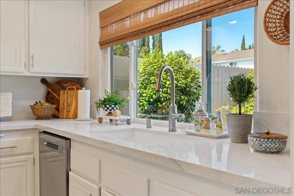 Image 12 of property listing at 14168 Kendra Way, Poway, CA 92064