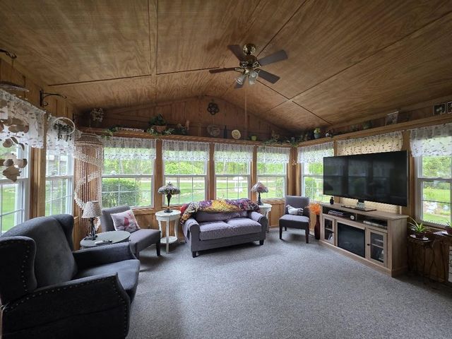 N2146 HILLCREST LANE, Wautoma, WI 54982