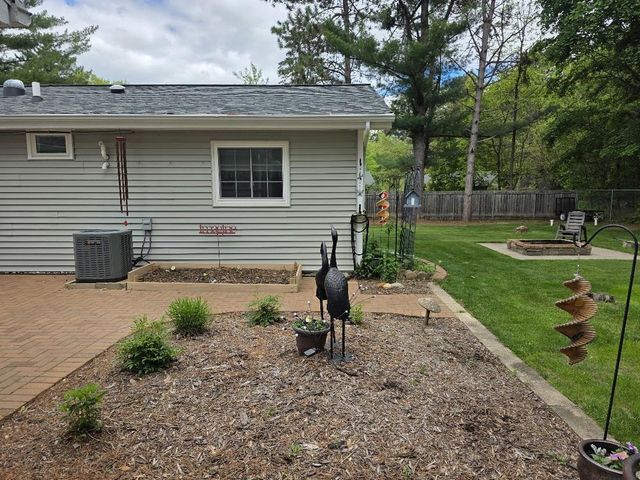 N2146 HILLCREST LANE, Wautoma, WI 54982