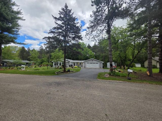 N2146 HILLCREST LANE, Wautoma, WI 54982