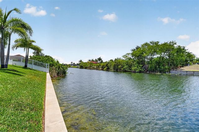 1714 NW 17TH TERRACE, Cape Coral, FL 33993