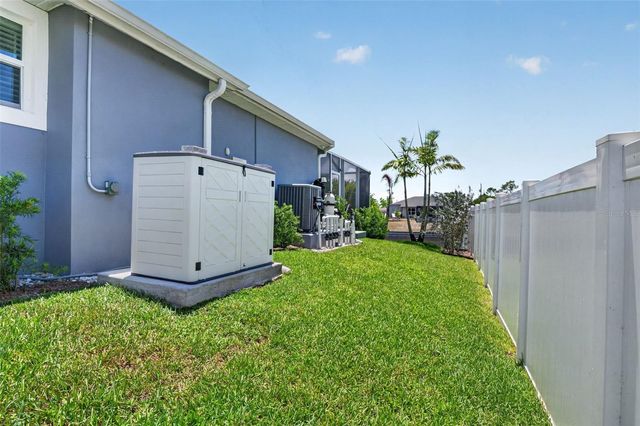 1714 NW 17TH TERRACE, Cape Coral, FL 33993