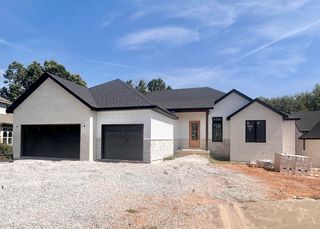 5904 S Clay Avenue, Springfield, MO 65810