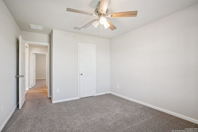 7019 Vista Loop, San Antonio, TX 78233