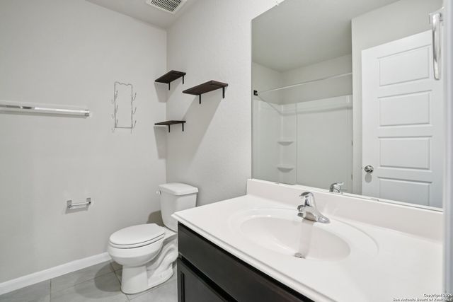 7019 Vista Loop, San Antonio, TX 78233