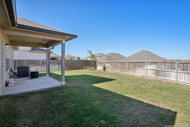 7019 Vista Loop, San Antonio, TX 78233