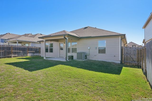 7019 Vista Loop, San Antonio, TX 78233