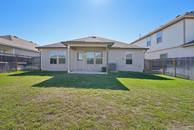 7019 Vista Loop, San Antonio, TX 78233