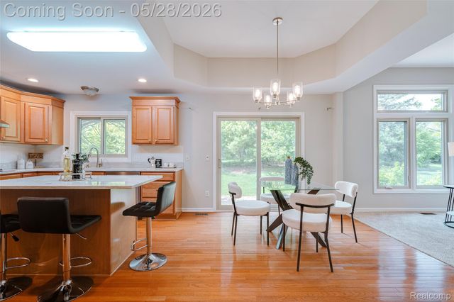 24557 Ackert Court, Novi, MI 48375