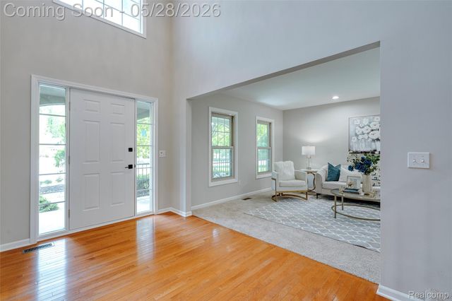 24557 Ackert Court, Novi, MI 48375
