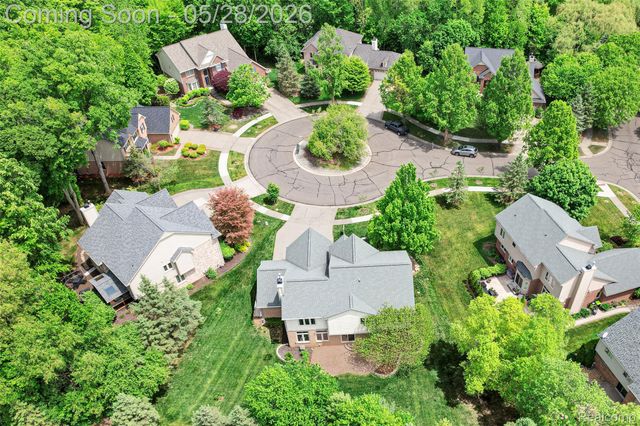24557 Ackert Court, Novi, MI 48375