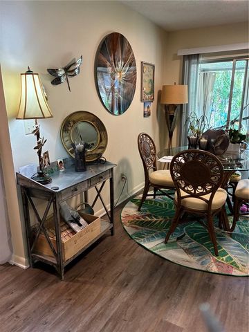 142 S SIMPSON STREET, Mount Dora, FL 32757
