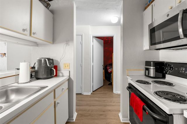 4000 SW 23RD STREET 2-303, Gainesville, FL 32608