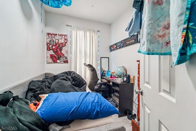 37 Hillman St, Paterson City, NJ 07522