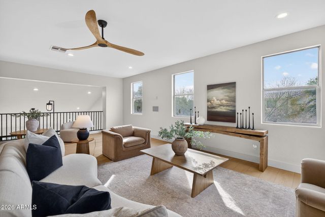 2735 E Flower Court, Gilbert, AZ 85298