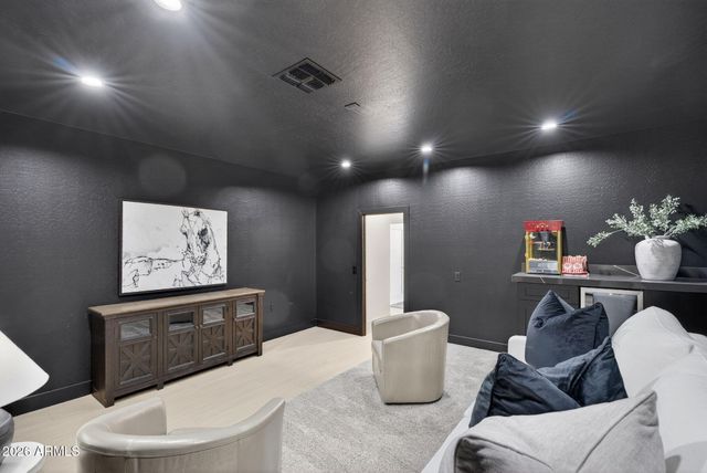 2735 E Flower Court, Gilbert, AZ 85298