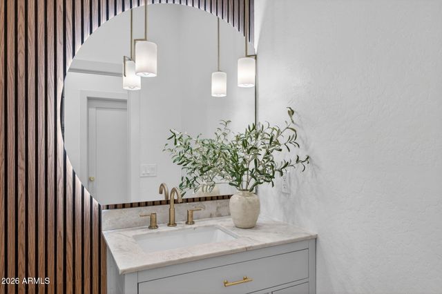 2735 E Flower Court, Gilbert, AZ 85298