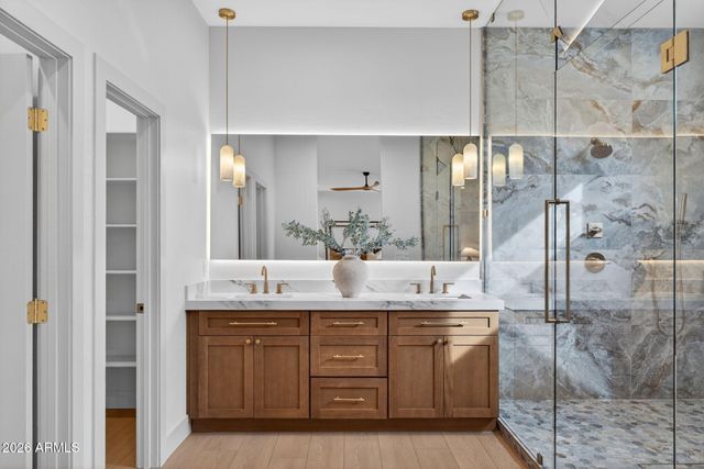 2735 E Flower Court, Gilbert, AZ 85298