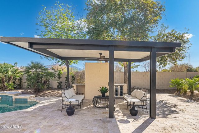 2735 E Flower Court, Gilbert, AZ 85298