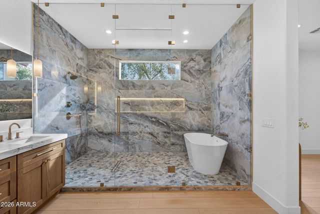 2735 E Flower Court, Gilbert, AZ 85298