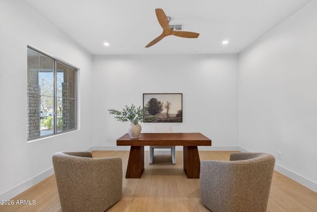 2735 E Flower Court, Gilbert, AZ 85298