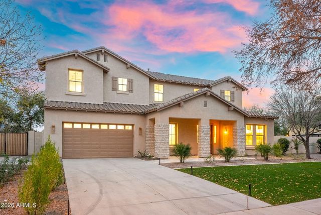 2735 E Flower Court, Gilbert, AZ 85298