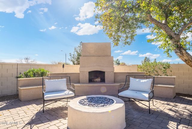 2735 E Flower Court, Gilbert, AZ 85298