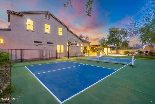 2735 E Flower Court, Gilbert, AZ 85298