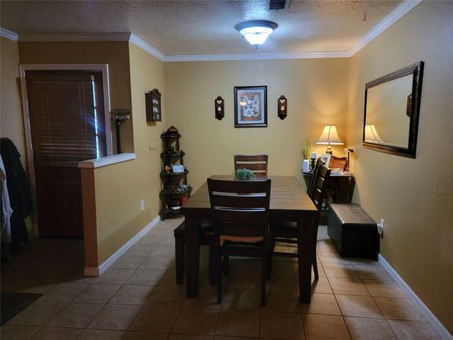 116 N Coffelt Street, Alvin, TX 77511